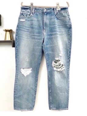 Lovers + Friends Light Blue Distressed Women’s Jeans Size 32